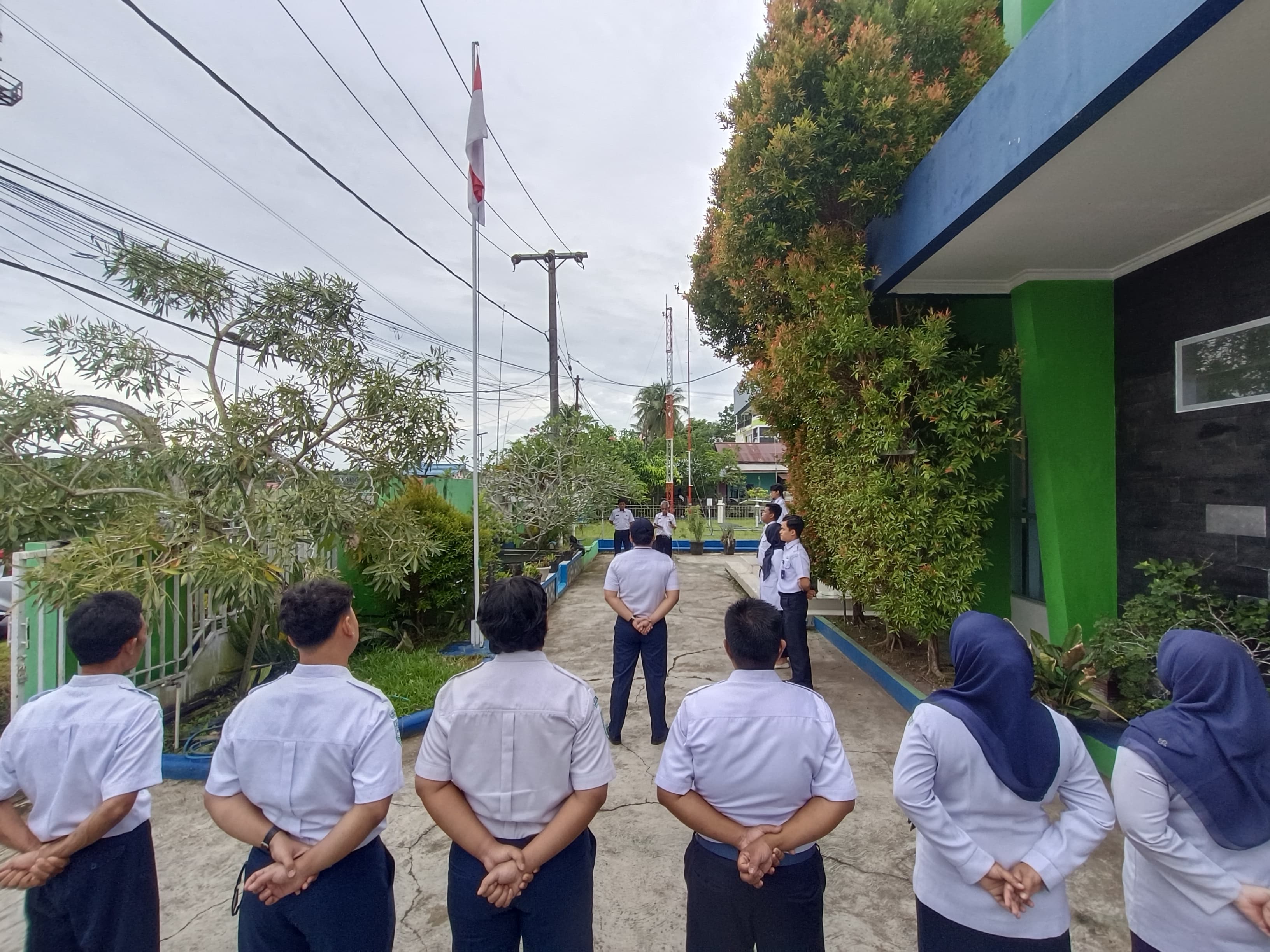 Peringatan HMKG ke-79: Stasiun Meteorologi Tanjung Harapan Gelar Upacara Penuh Khidmat
